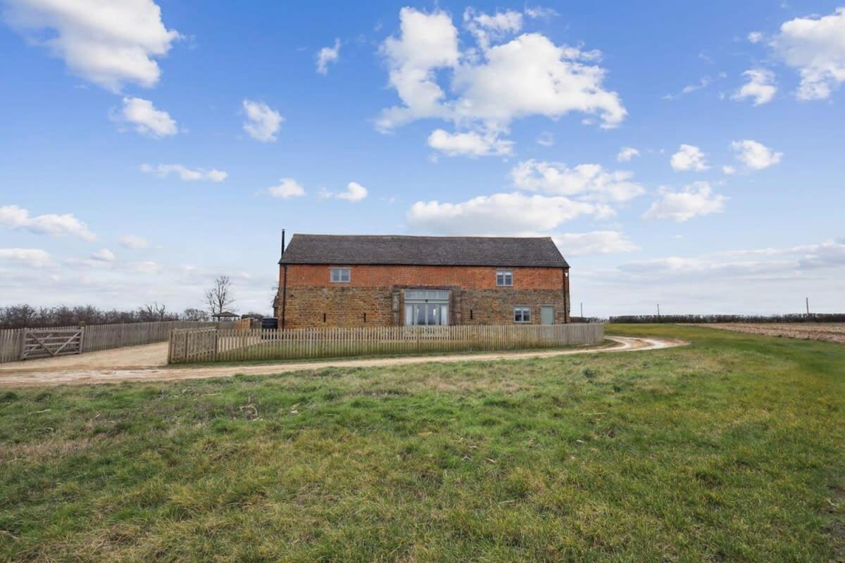 Sophie'S Barn - Hot Tub Packages Available Villa Market Harborough Luaran gambar