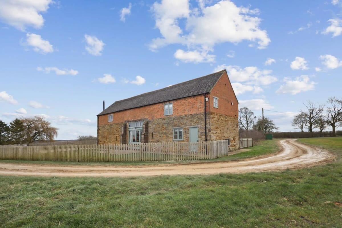 Sophie'S Barn - Hot Tub Packages Available Villa Market Harborough Luaran gambar